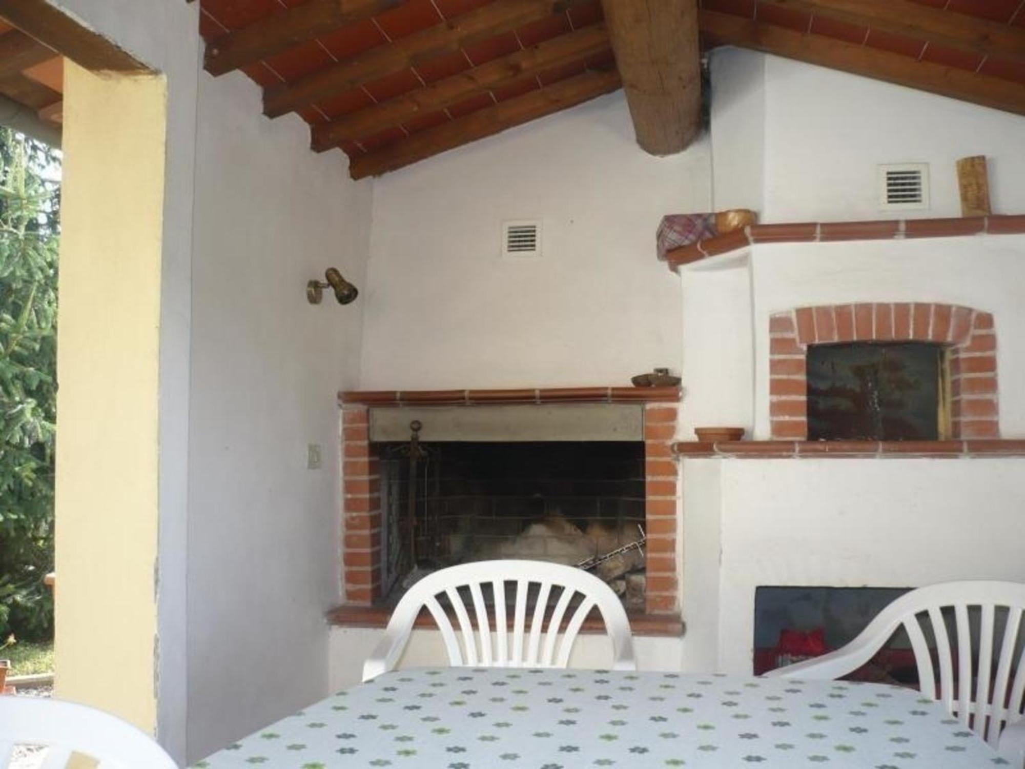 Charmantes Ferienhaus In Piani Della Rugginosa Mit Grossem Garten Reggello Zewnętrze zdjęcie