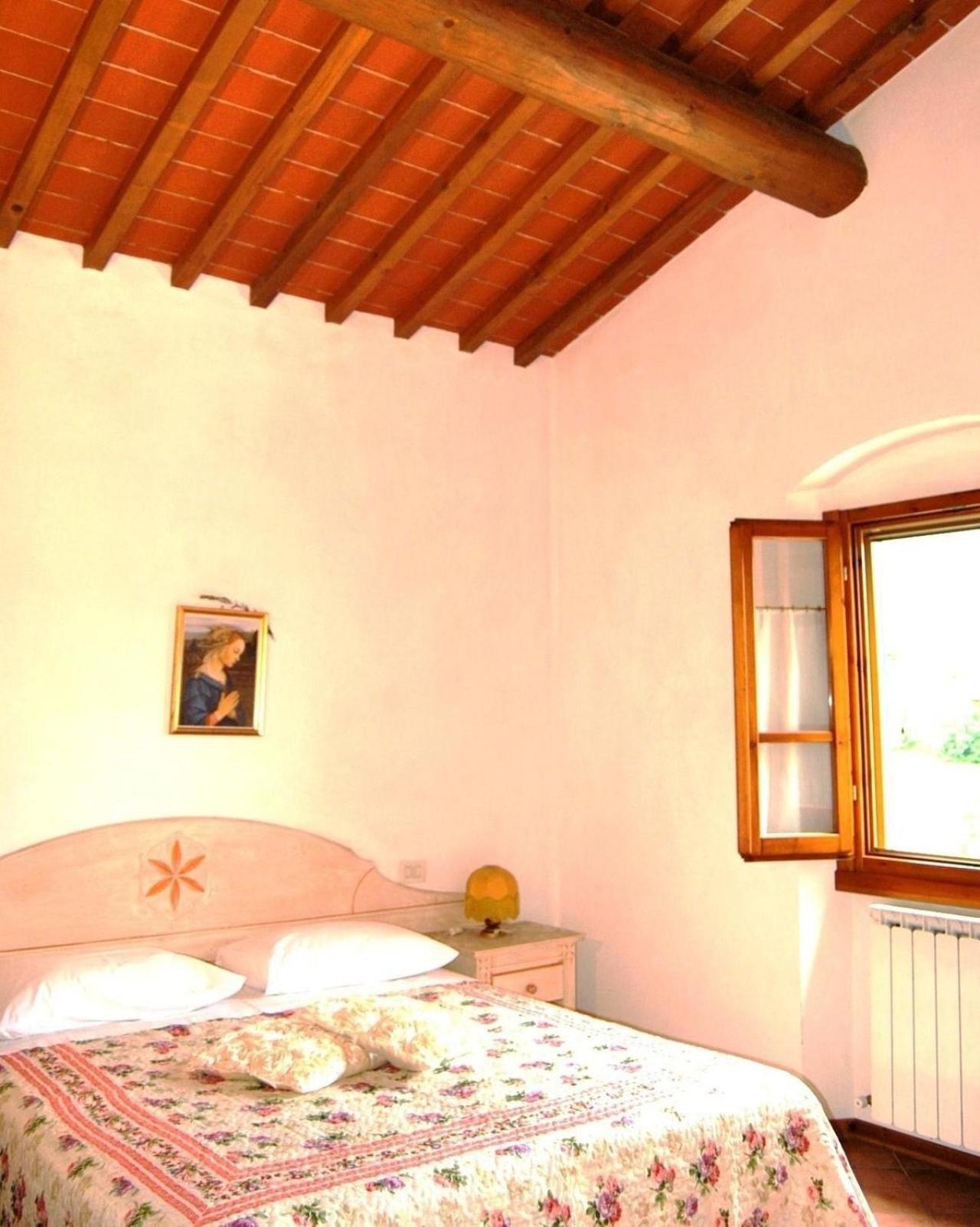 Charmantes Ferienhaus In Piani Della Rugginosa Mit Grossem Garten Reggello Zewnętrze zdjęcie