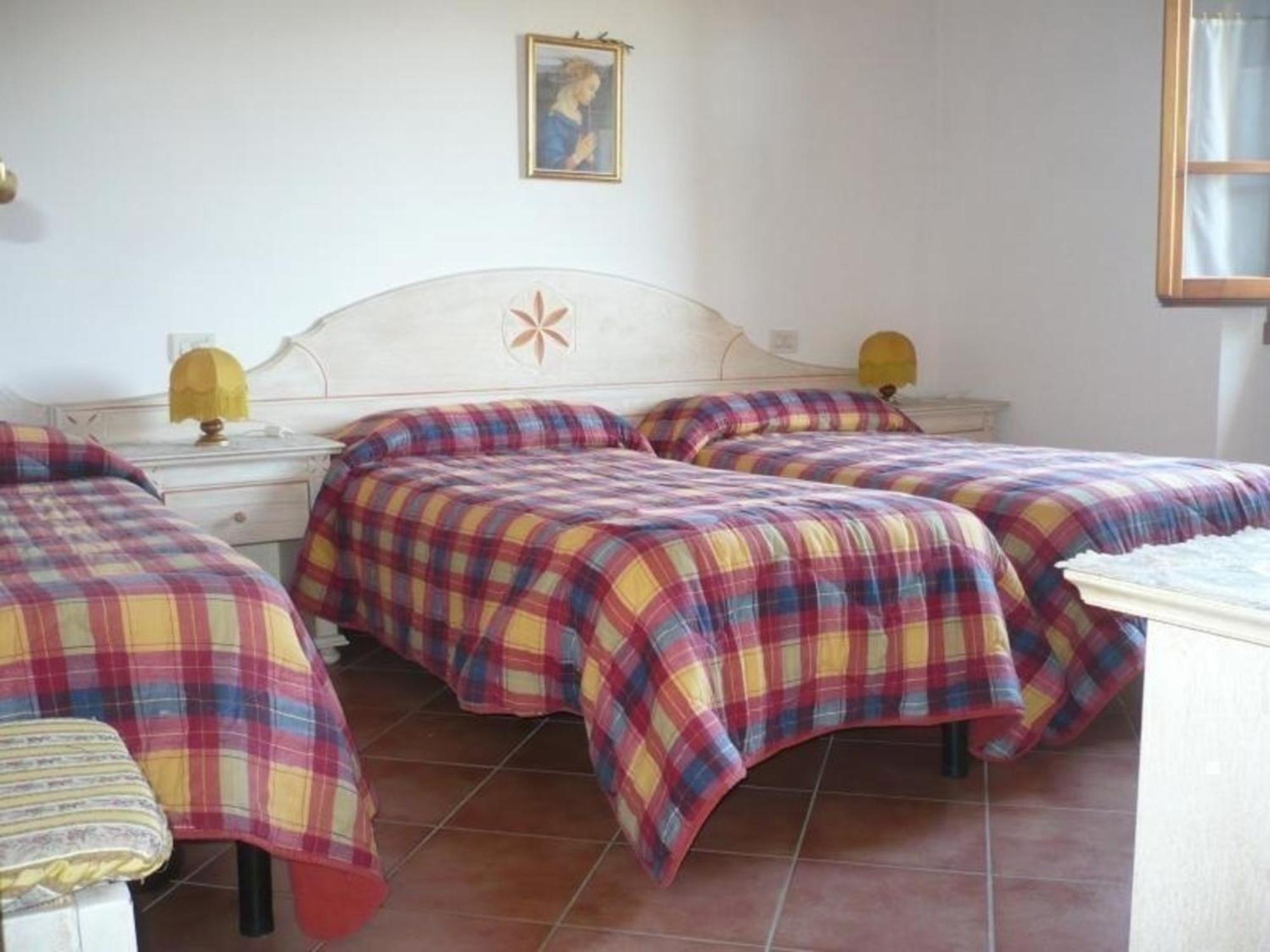 Charmantes Ferienhaus In Piani Della Rugginosa Mit Grossem Garten Reggello Zewnętrze zdjęcie