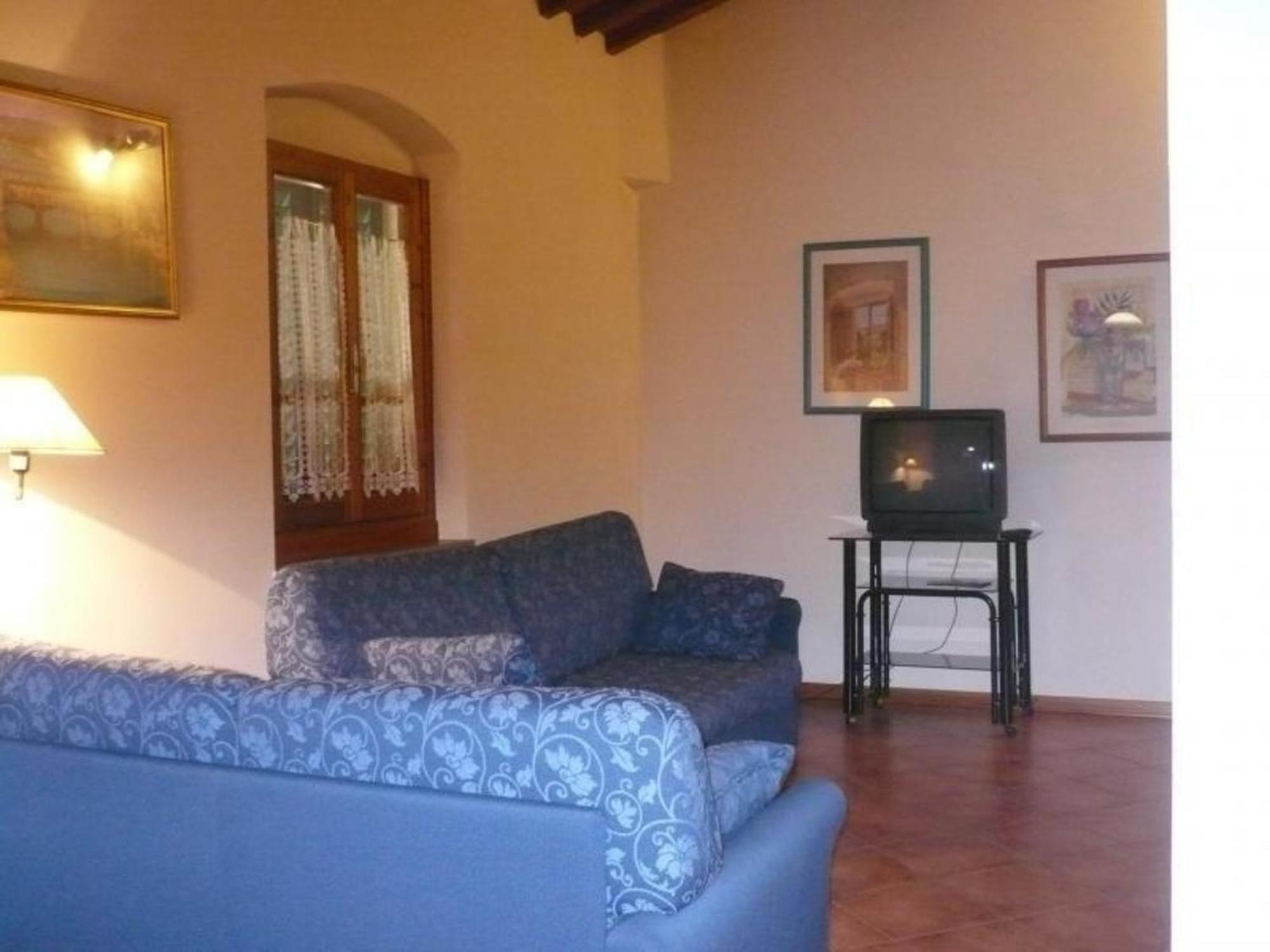 Charmantes Ferienhaus In Piani Della Rugginosa Mit Grossem Garten Reggello Zewnętrze zdjęcie
