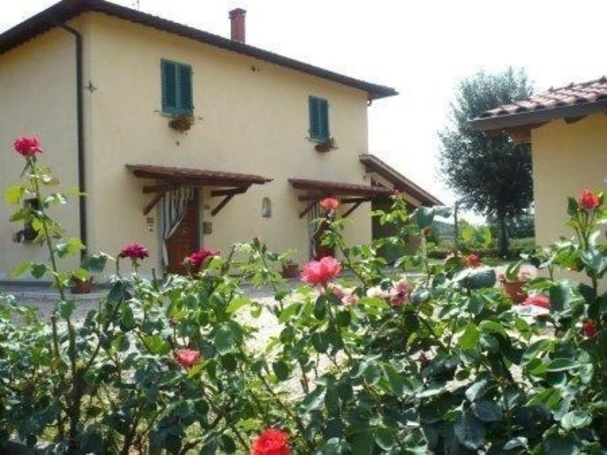 Charmantes Ferienhaus In Piani Della Rugginosa Mit Grossem Garten Reggello Zewnętrze zdjęcie